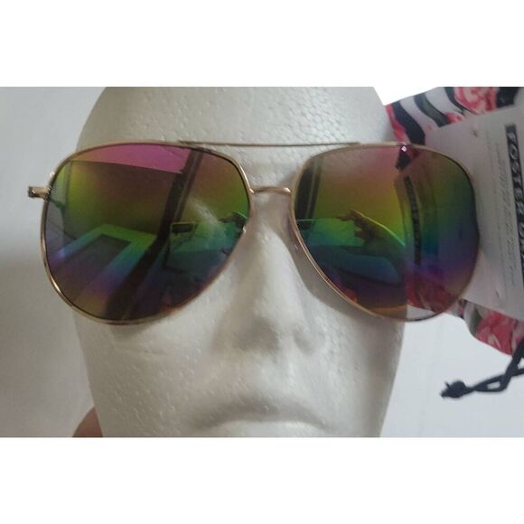 Foster Grant NEW WOMENS GOLD FRAME SUNGLASSES with Rainbow Lenses and Floral Pou - Picture 4 of 9